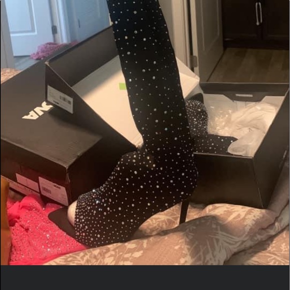 Different - Picture 2 of 8